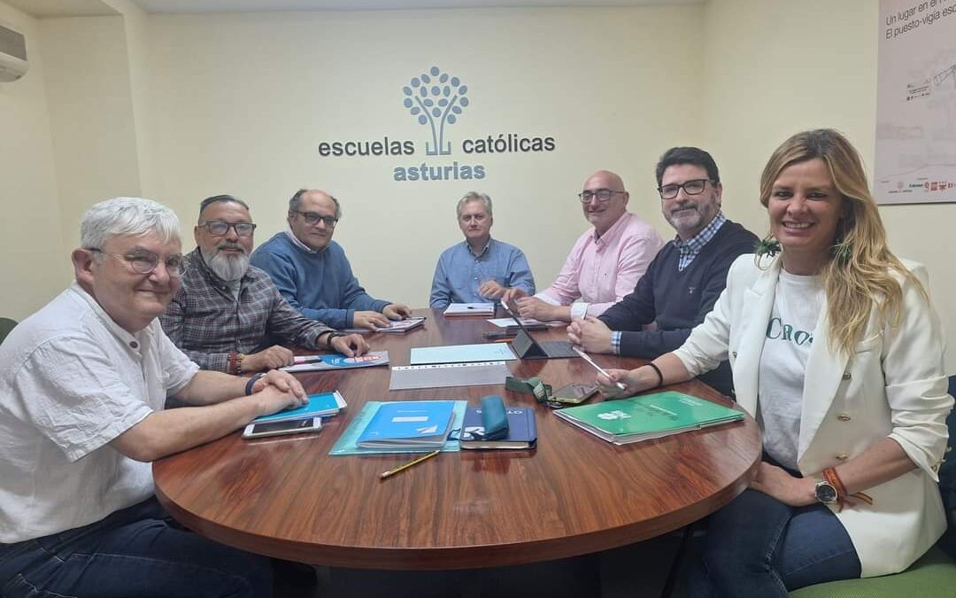 Reunión de FEUSO-Asturias con Escuelas Católicas